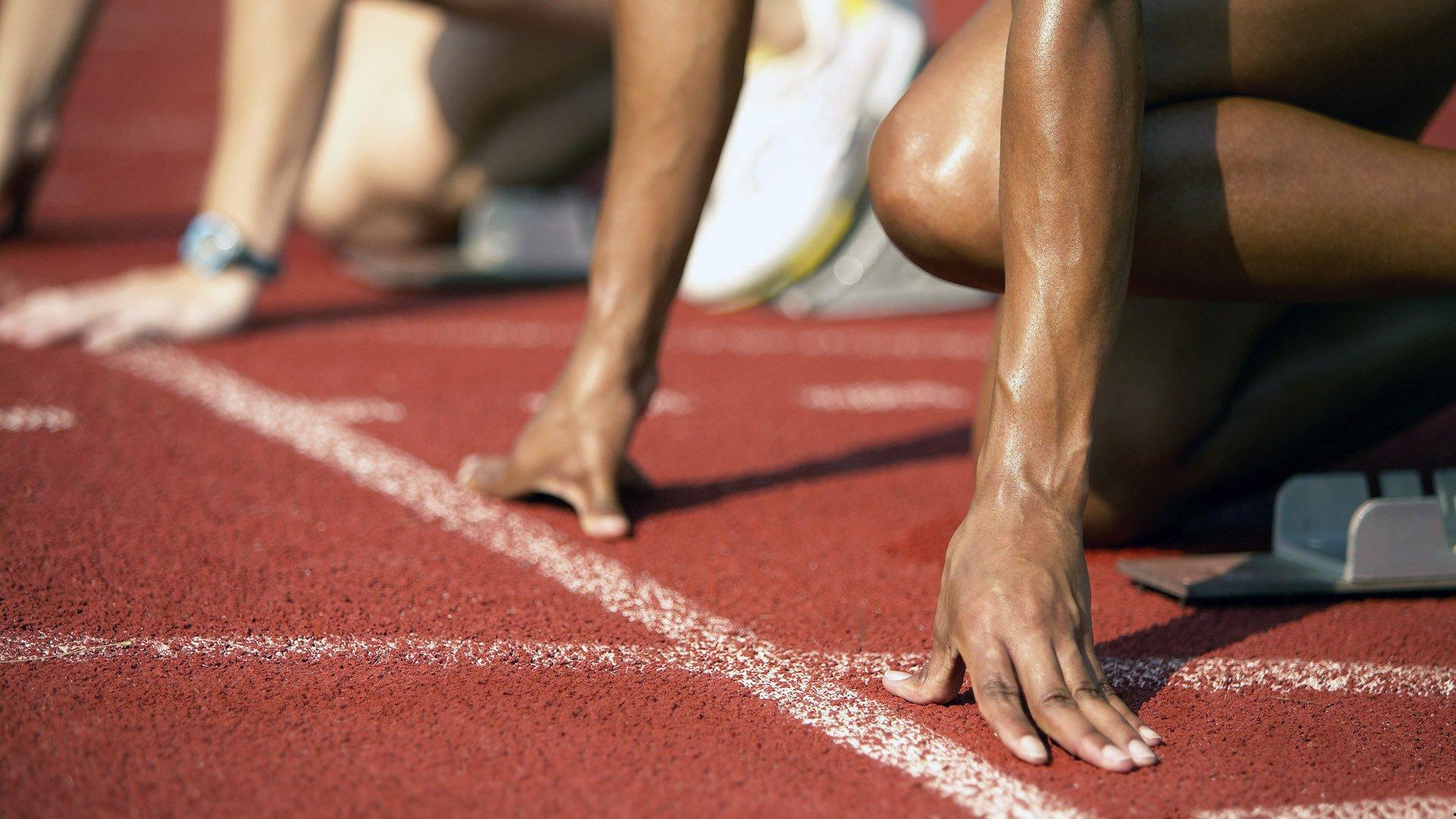 隆多创造历史!代表五支不同球队砍下三双,成湖人唯一亮点