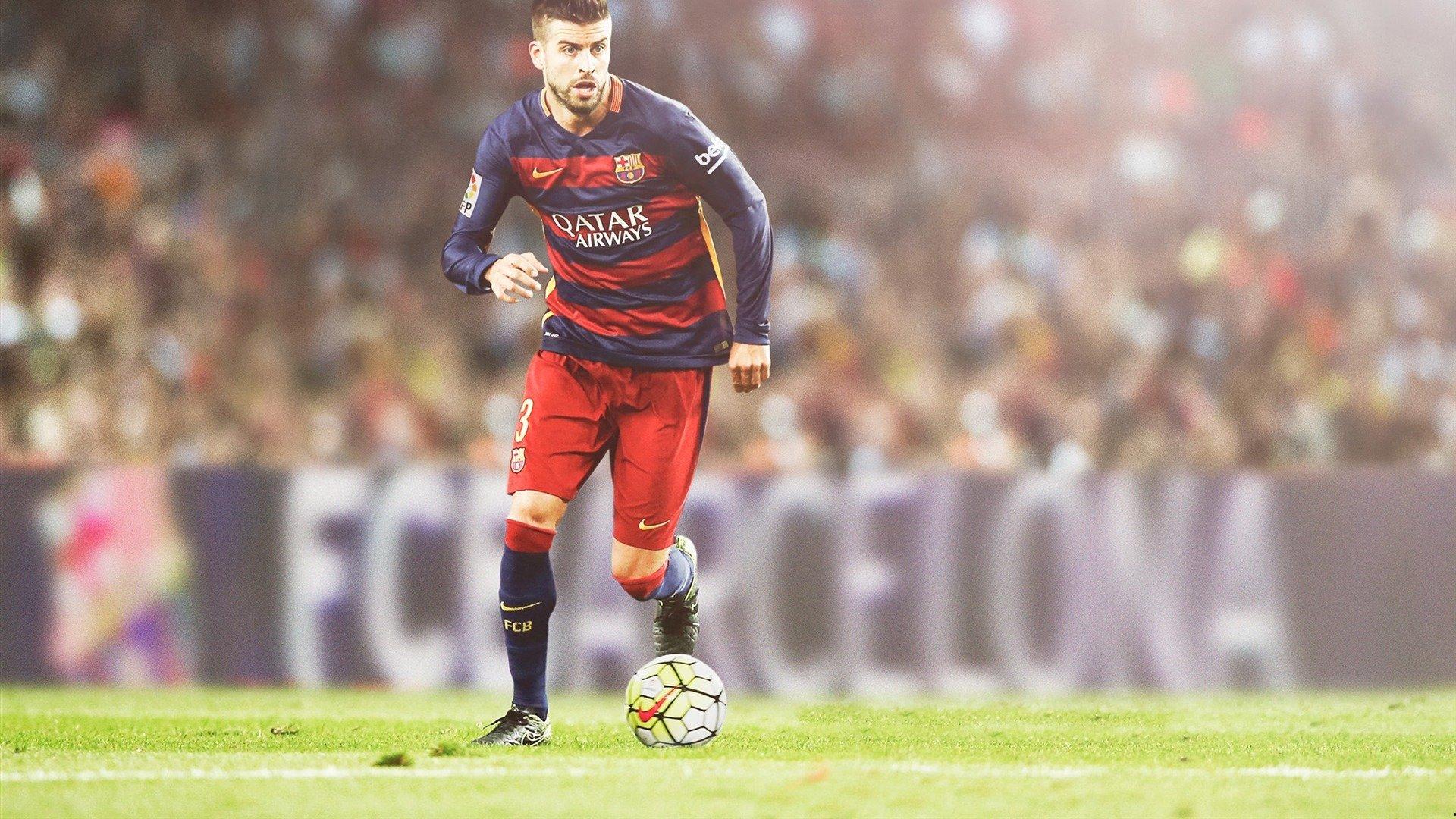 冬窗抉择引关注,弗格森回归议题浮现,许尔策勒强调需审慎评估一月局势