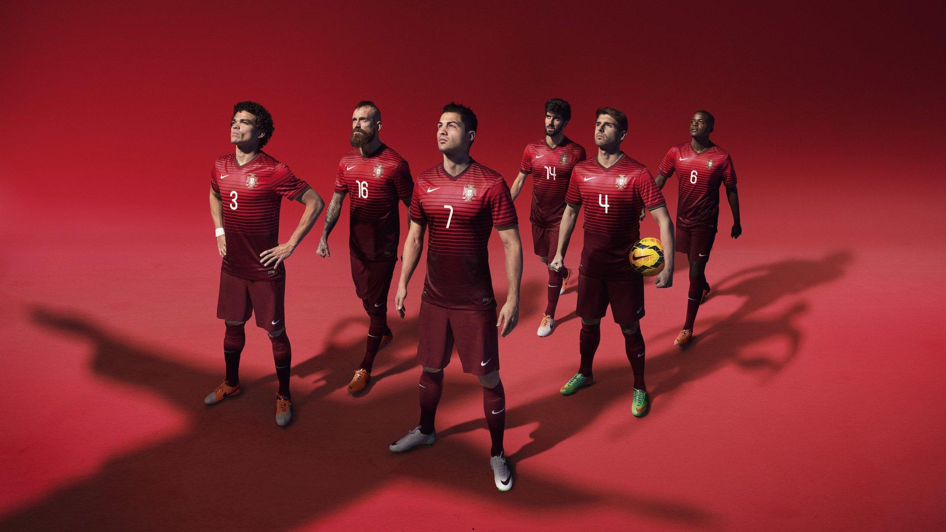 伊涅斯塔寄语佩德里,成长之路无止境 重温世界杯绝杀瞬间如昨日重现